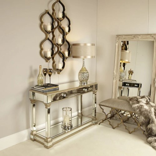 Monte carlo mirrored console outlet table